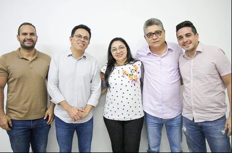 João Mádison confere obras em São Gonçalo