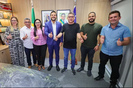Deputado João Mádison se reúne com o secretário Washington Bandeira