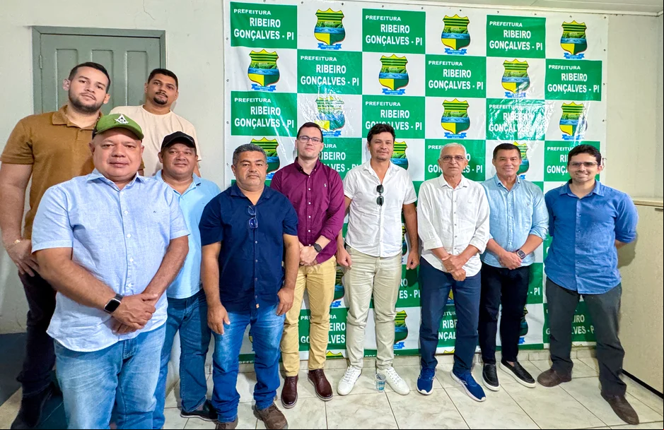 Ribeiro Gonçalves recebe empresários interessados em investir no setor agroindustrial
